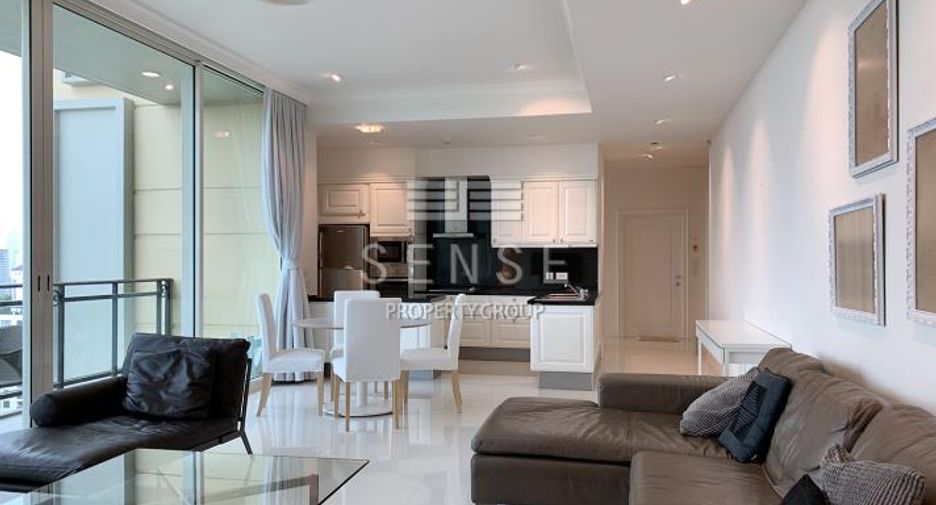 For rent 2 bedrooms condo in Watthana, Bangkok
