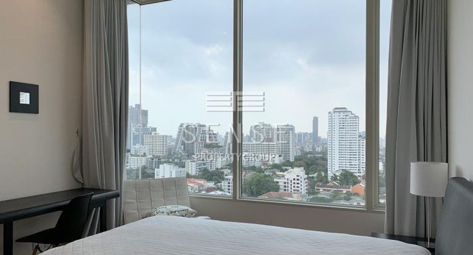 For rent 2 bedrooms condo in Watthana, Bangkok