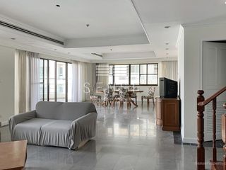 Wohnung zur Miete mit 3 Zimmer in Khlong Toei, Bangkok