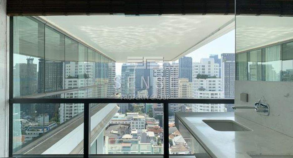 For rent 3 bedrooms condo in Watthana, Bangkok