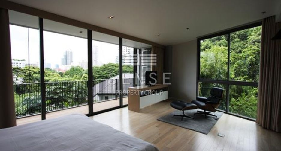 For rent 3 bedrooms condo in Watthana, Bangkok