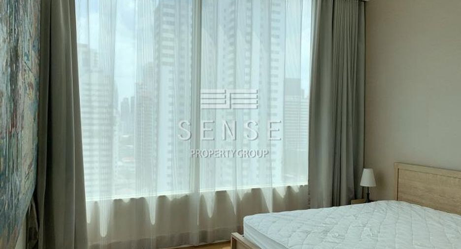 For rent 3 bedrooms condo in Watthana, Bangkok