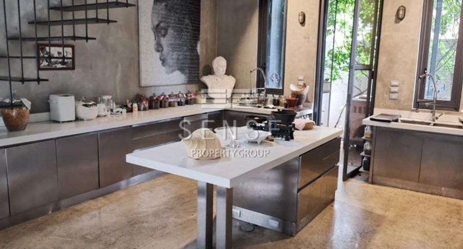 ขาย และ ให้เช่า 7 ห้องนอน บ้านเดี่ยว ใน วัฒนา, กรุงเทพฯ