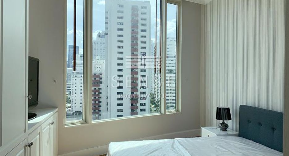For rent 3 bedrooms condo in Watthana, Bangkok