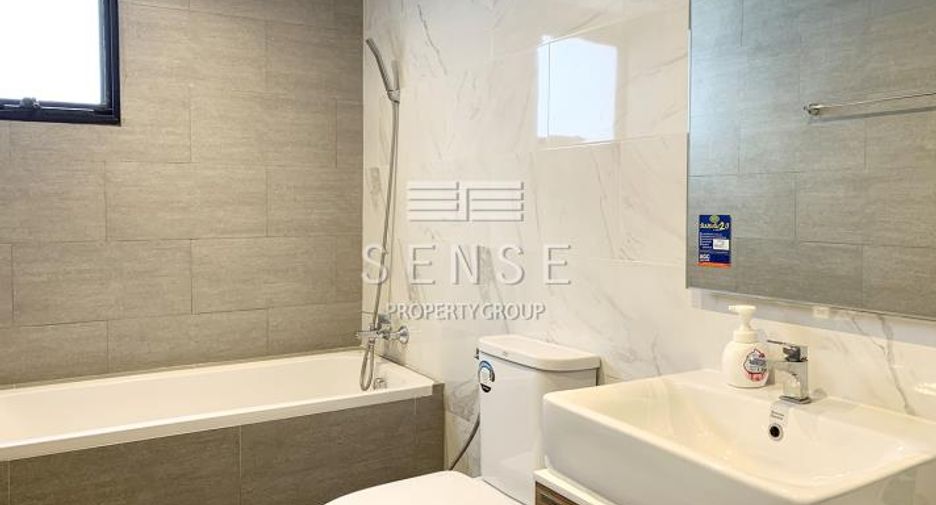For rent 3 bedrooms condo in Watthana, Bangkok
