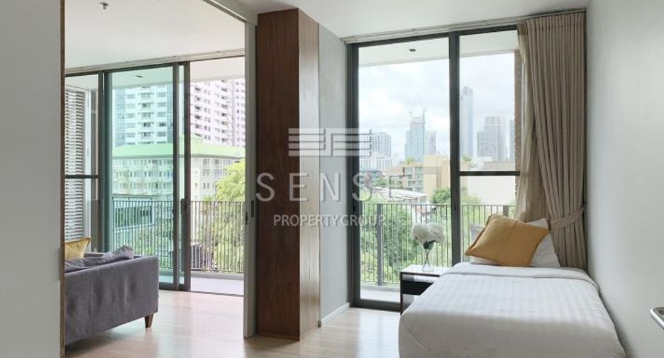 For rent 3 bedrooms condo in Watthana, Bangkok