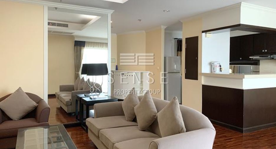 For rent 3 bedrooms condo in Khlong Toei, Bangkok
