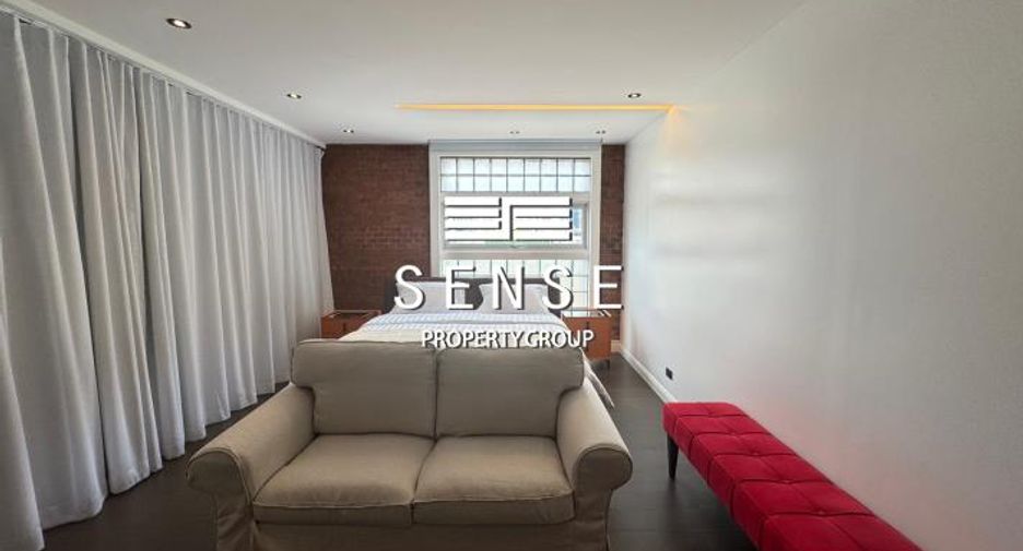 For rent 4 bedrooms condo in Watthana, Bangkok