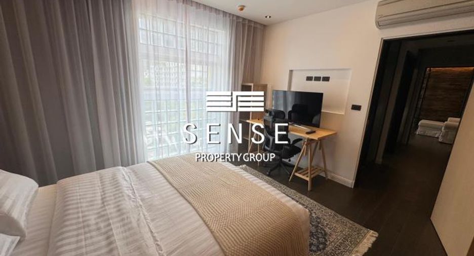 For rent 4 bedrooms condo in Watthana, Bangkok