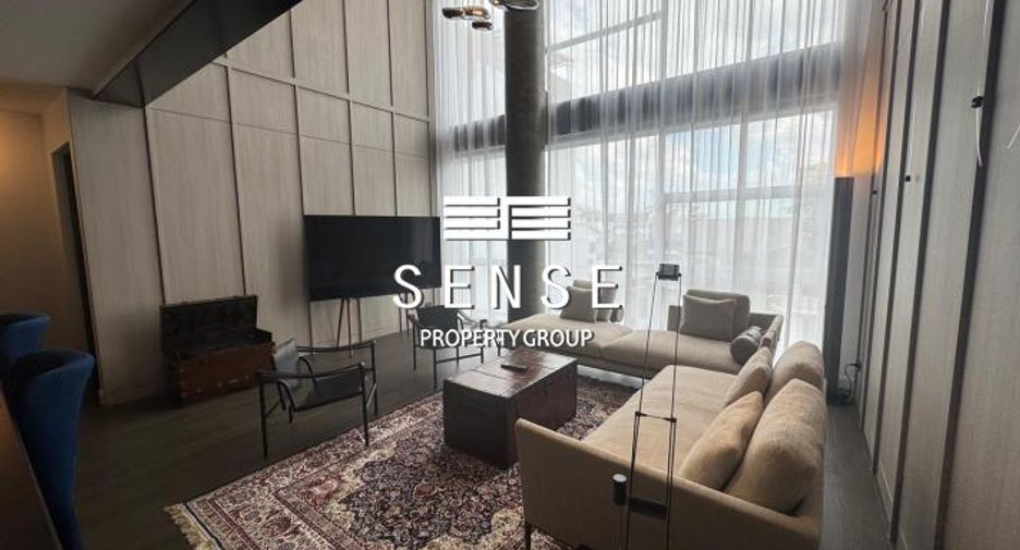 For rent 4 bedrooms condo in Watthana, Bangkok