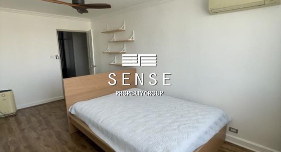 For rent 3 bedrooms condo in Watthana, Bangkok
