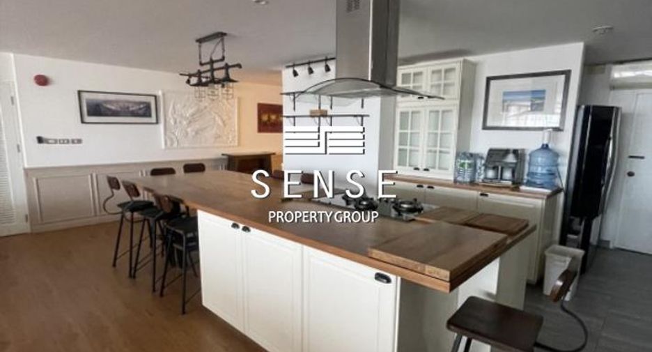 For rent 3 bedrooms condo in Watthana, Bangkok