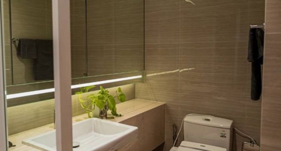 For rent 1 bed condo in Watthana, Bangkok