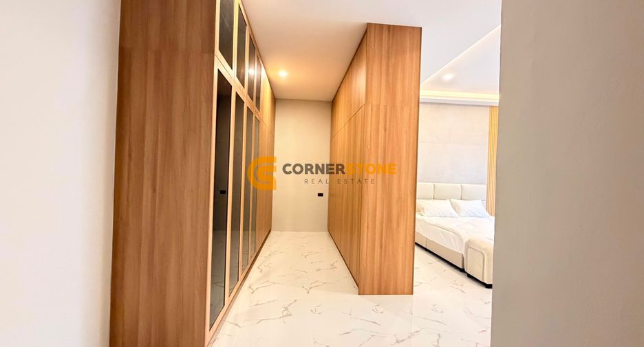 For sale 4 bedrooms house in Bang Lamung, Chonburi