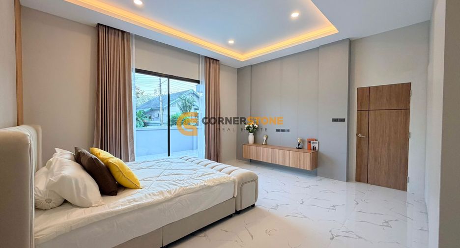 For sale 4 bedrooms house in Bang Lamung, Chonburi