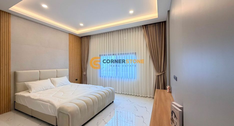 For sale 4 bedrooms house in Bang Lamung, Chonburi