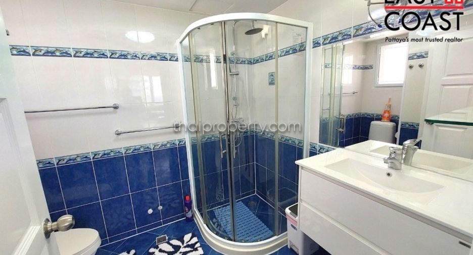 For sale and for rent 2 bedrooms condo in Pratumnak, Pattaya