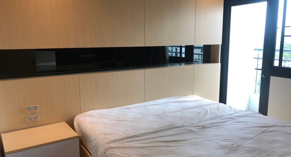 For rent 2 ベッドルーム condo in Watthana, Bangkok