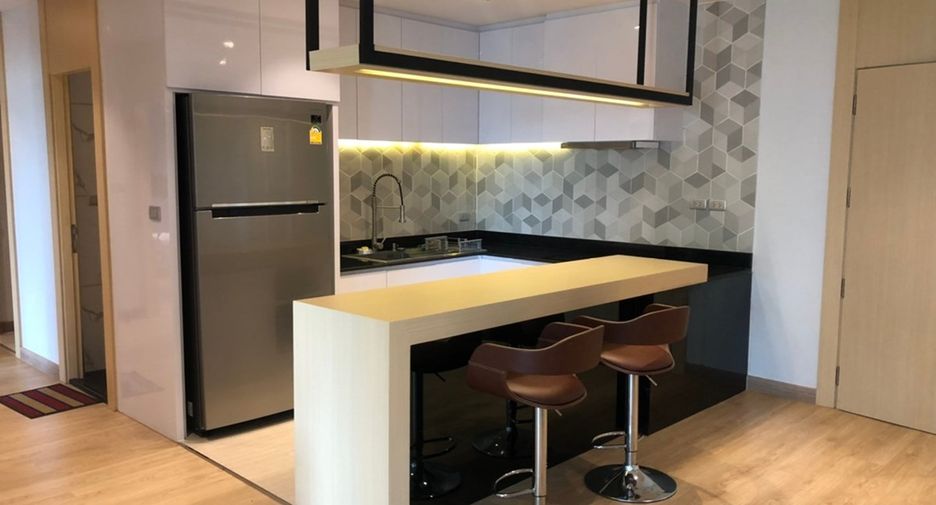 For rent 2 ベッドルーム condo in Watthana, Bangkok
