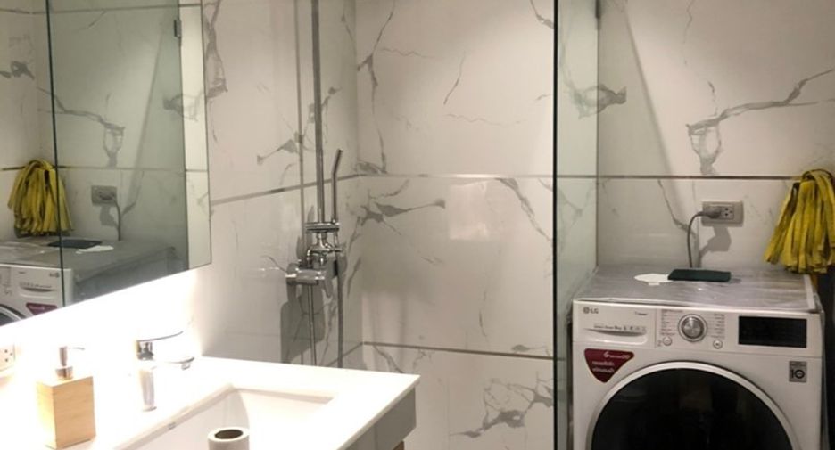 For rent 2 ベッドルーム condo in Watthana, Bangkok