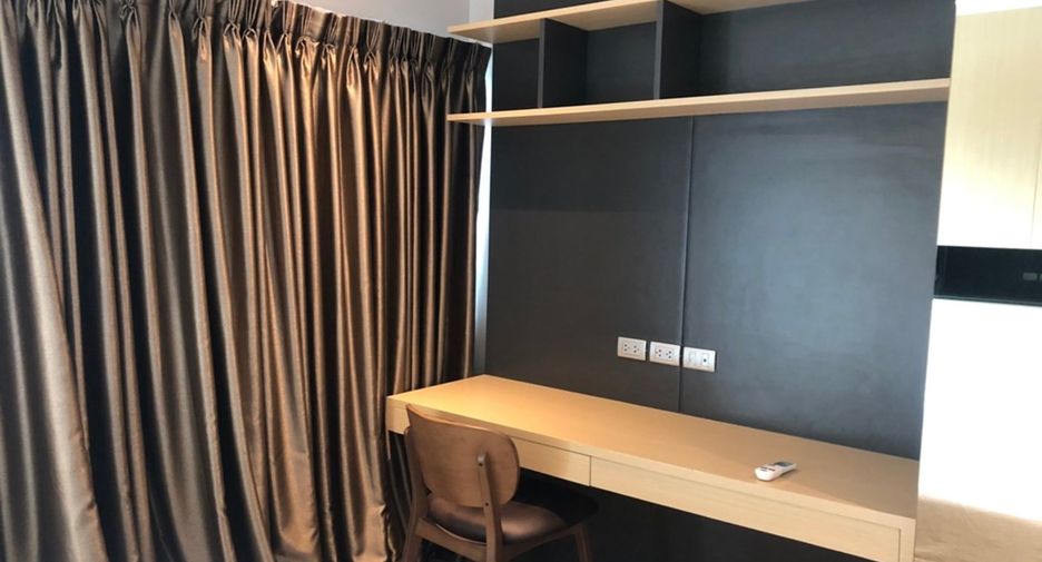For rent 2 ベッドルーム condo in Watthana, Bangkok