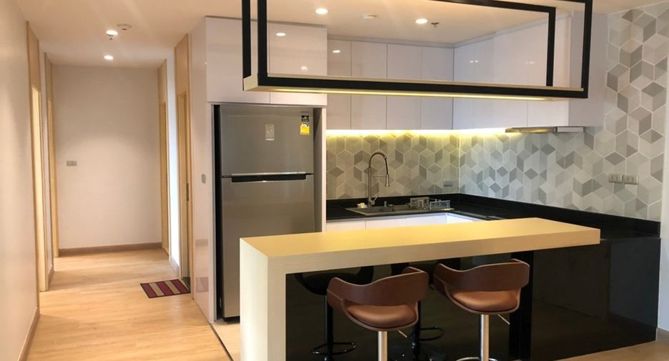 For rent 2 ベッドルーム condo in Watthana, Bangkok