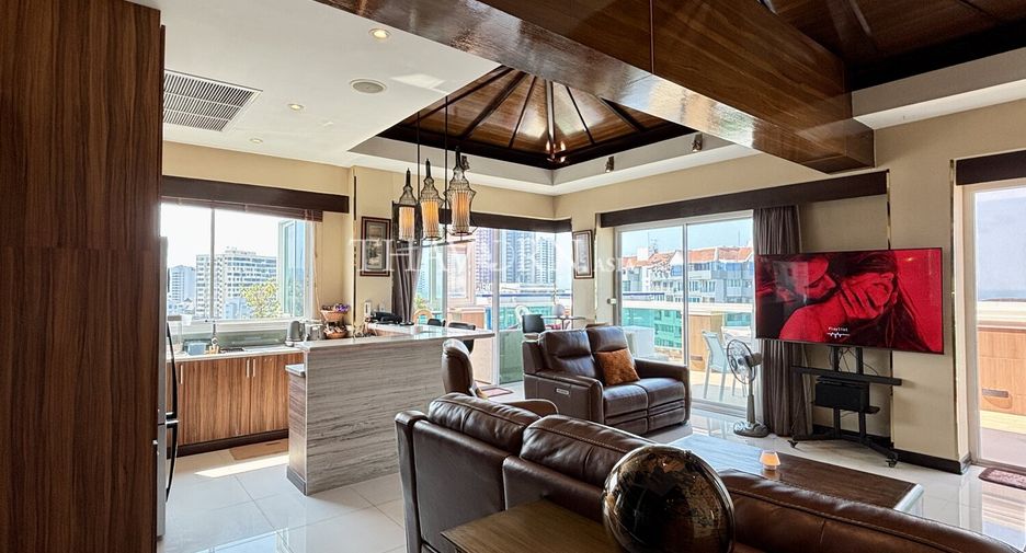 For sale 3 bedrooms condo in Bang Lamung, Chonburi