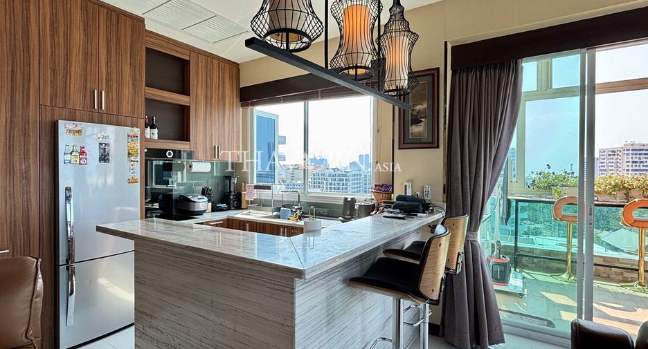 For sale 3 bedrooms condo in Bang Lamung, Chonburi