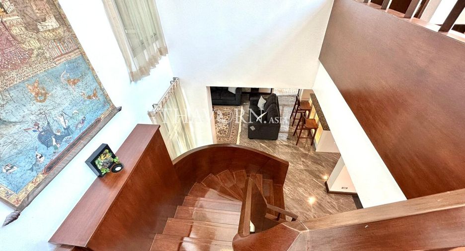 Haus zum Kauf mit 5 Zimmer in Sattahip, Chonburi