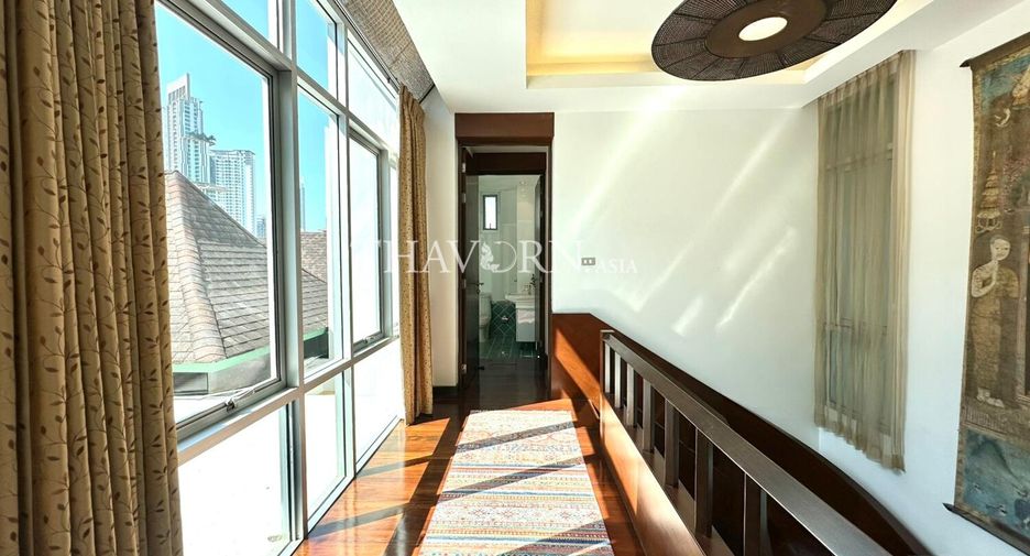 Haus zum Kauf mit 5 Zimmer in Sattahip, Chonburi