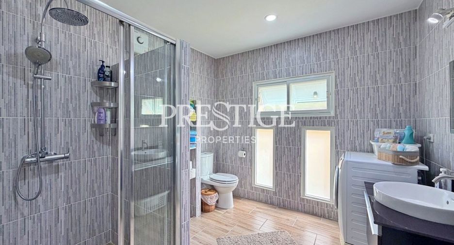 Haus zum Kauf mit 3 Zimmer in Bang Lamung, Chonburi