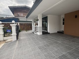 Haus zum Kauf mit 4 Zimmer in Bang Bon, Bangkok