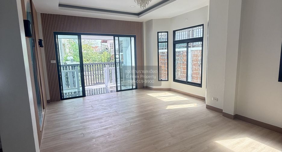 For sale 4 bedrooms house in Bang Bon, Bangkok