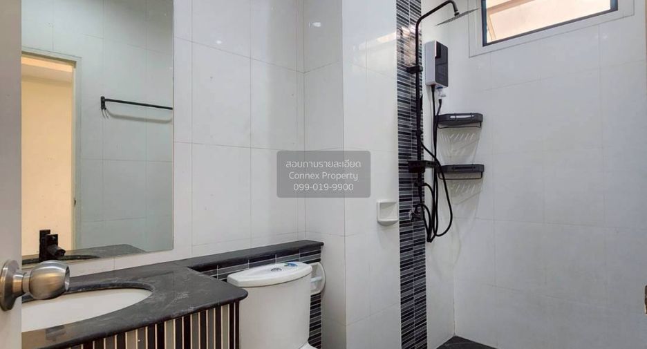 For sale 4 bedrooms townhouse in Bang Bon, Bangkok