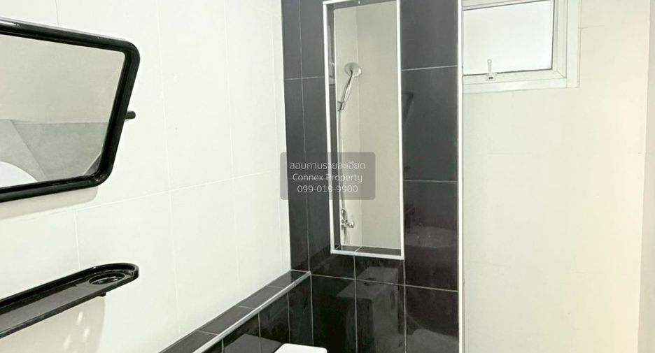 For sale 3 bedrooms townhouse in Khlong Luang, Pathum Thani