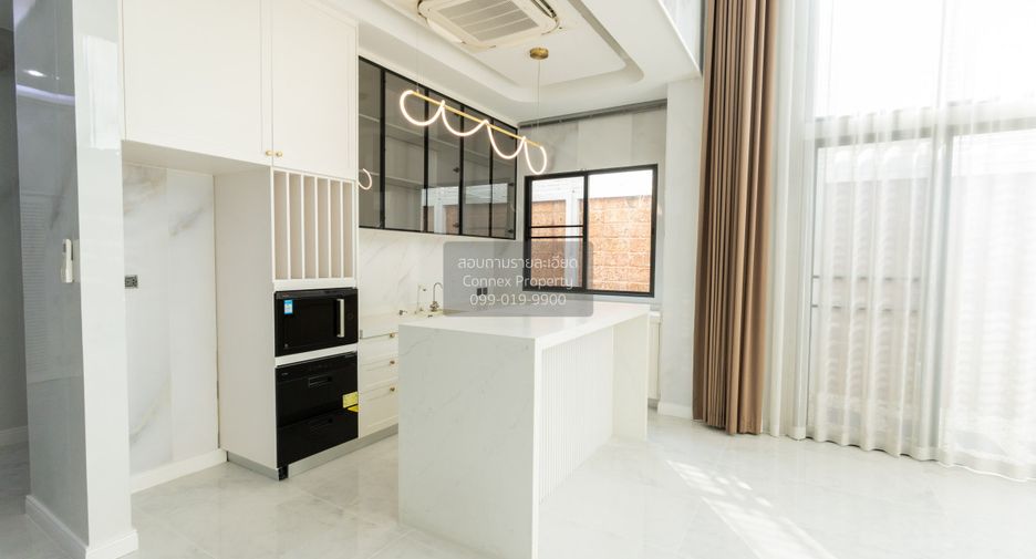 For sale 5 bedrooms house in Prawet, Bangkok
