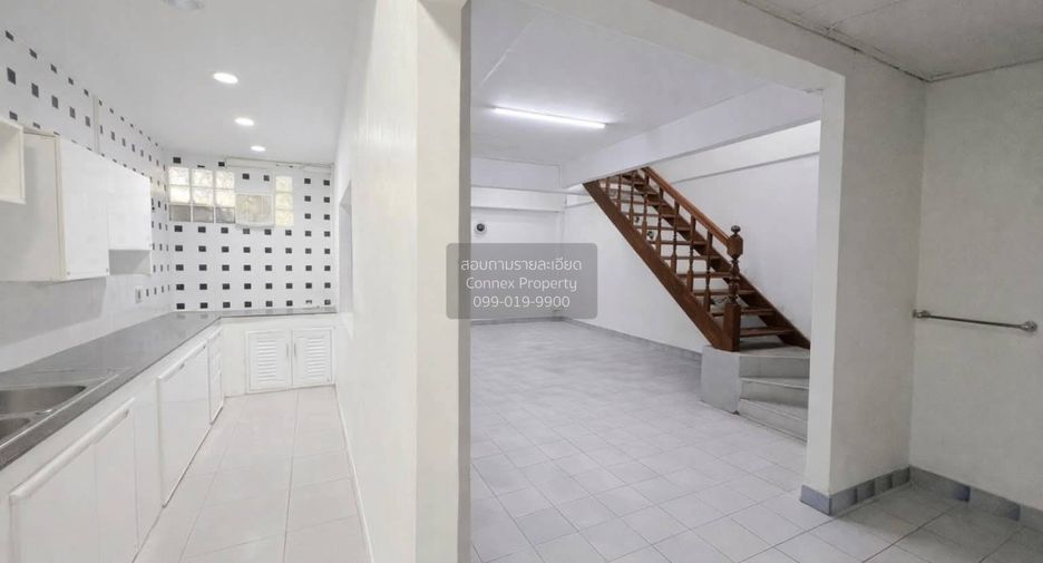 For sale 4 bedrooms house in Nong Khaem, Bangkok