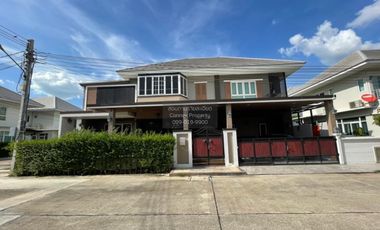 Casa en venta de 5 habitaciones en Bang Yai, Nonthaburi