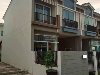 出售 3 卧室 联排别墅 在 Mueang Samut Prakan, Samut Prakan