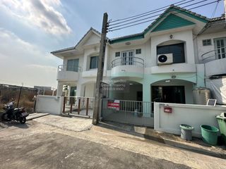 出售 4 卧室 联排别墅 在 Bang Bua Thong, Nonthaburi