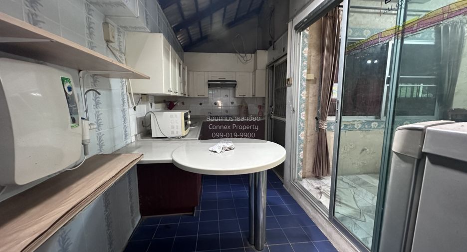 For sale 2 bedrooms house in Bang Kapi, Bangkok
