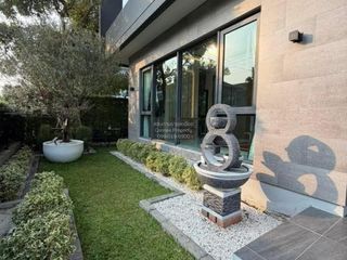 Haus zum Kauf mit 5 Zimmer in Bang Phli, Samut Prakan
