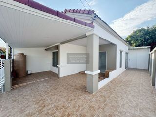 出售 2 卧室 联排别墅 在 Lam Luk Ka, Pathum Thani