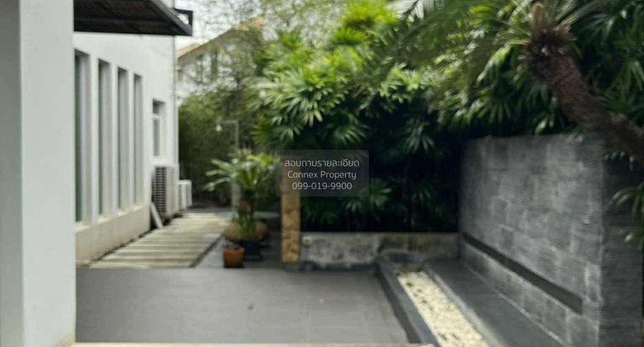 For sale 5 bedrooms house in Bang Kapi, Bangkok