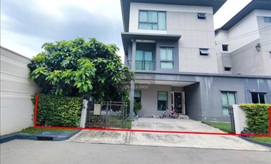 Haus zum Kauf mit 3 Zimmer in Prawet, Bangkok