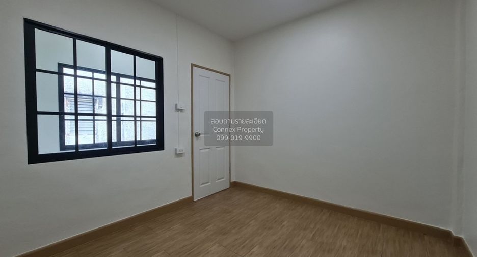 For sale 3 bedrooms townhouse in Khlong Sam Wa, Bangkok