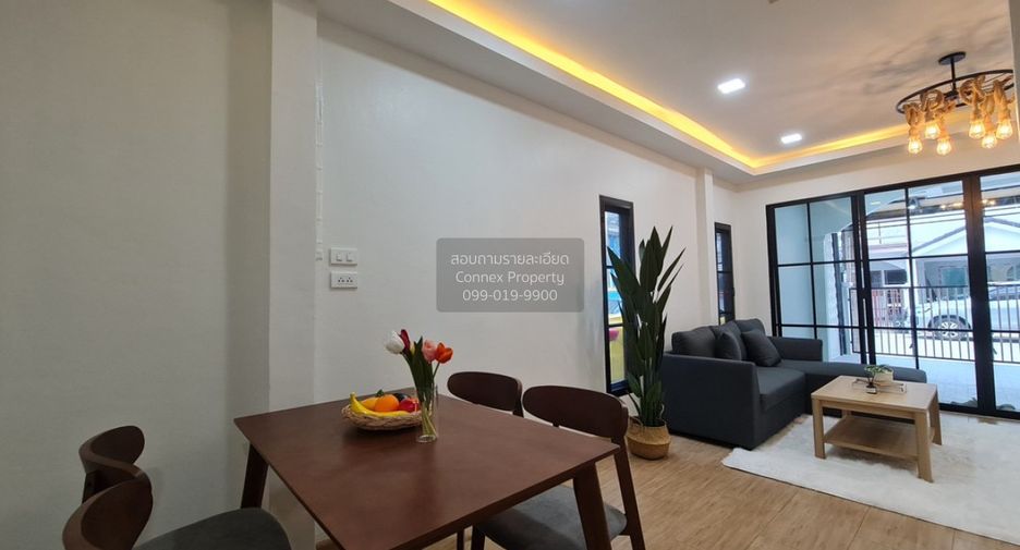 For sale 3 bedrooms townhouse in Khlong Sam Wa, Bangkok