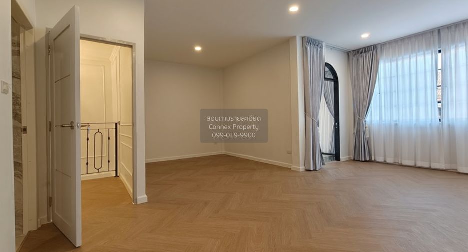 À vendre 5 chambres maison à Lat Phrao, Bangkok