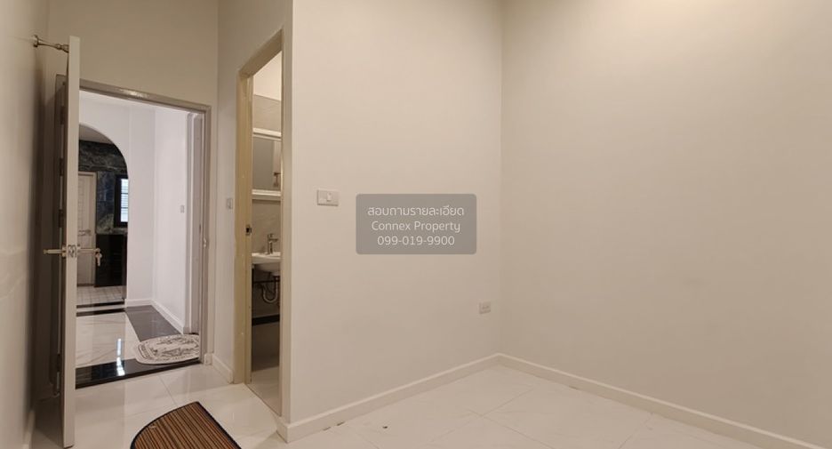 À vendre 5 chambres maison à Lat Phrao, Bangkok