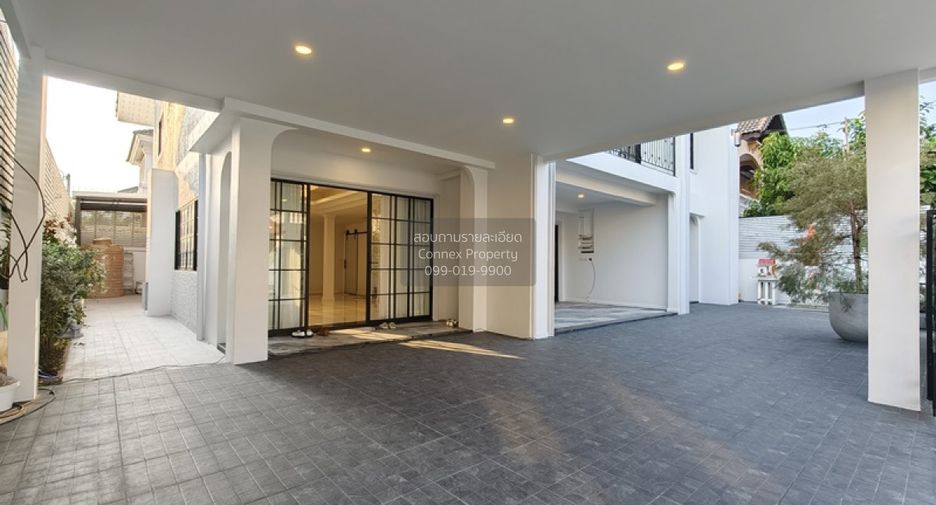 À vendre 5 chambres maison à Lat Phrao, Bangkok